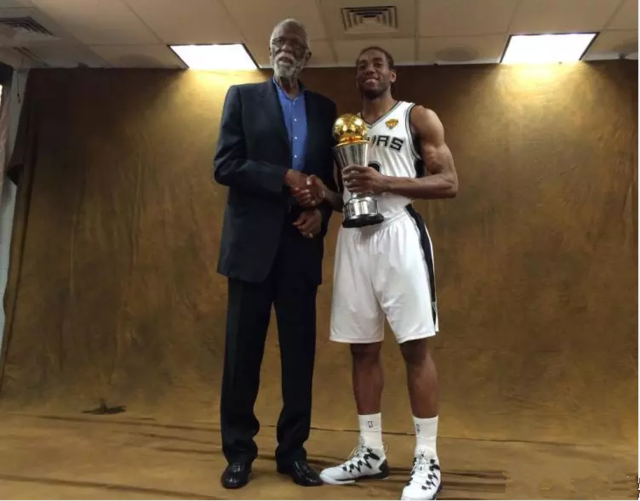 NBA焦点战：勇士主场逆转掘金,（NBA焦点之战：勇士主场大逆转击败掘金）