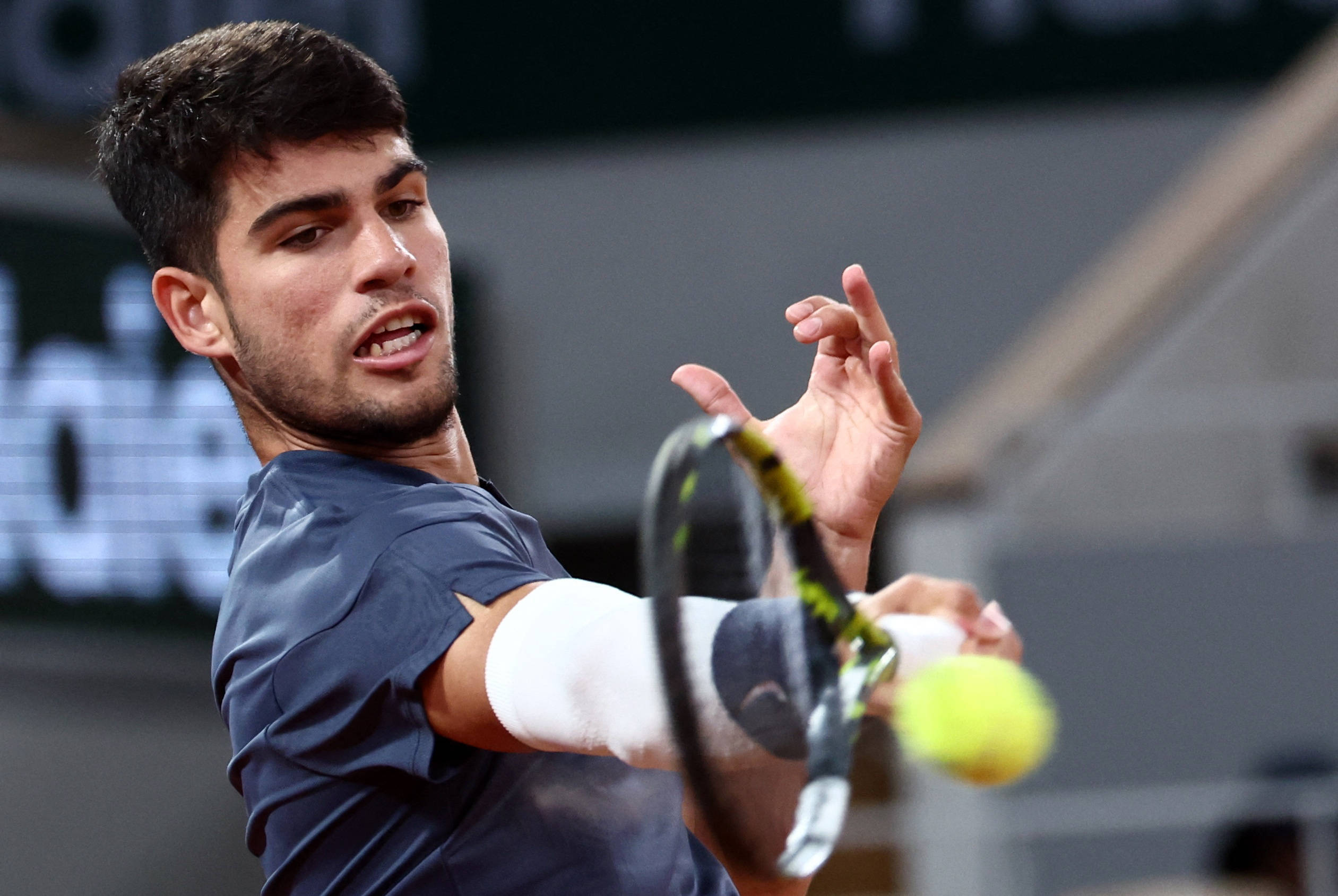 持稳定的出 持稳定的出