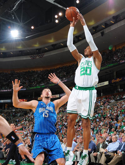 字母哥率雄 字母哥率雄